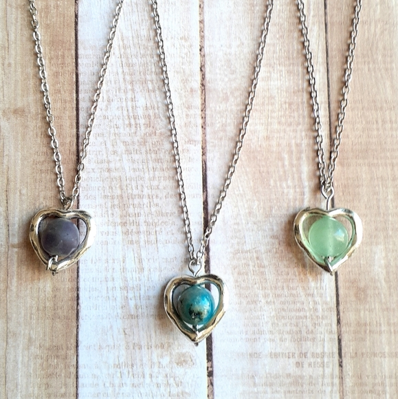 💜2/$30💜 Silver Heart Gemstone Necklaces - Picture 3 of 5